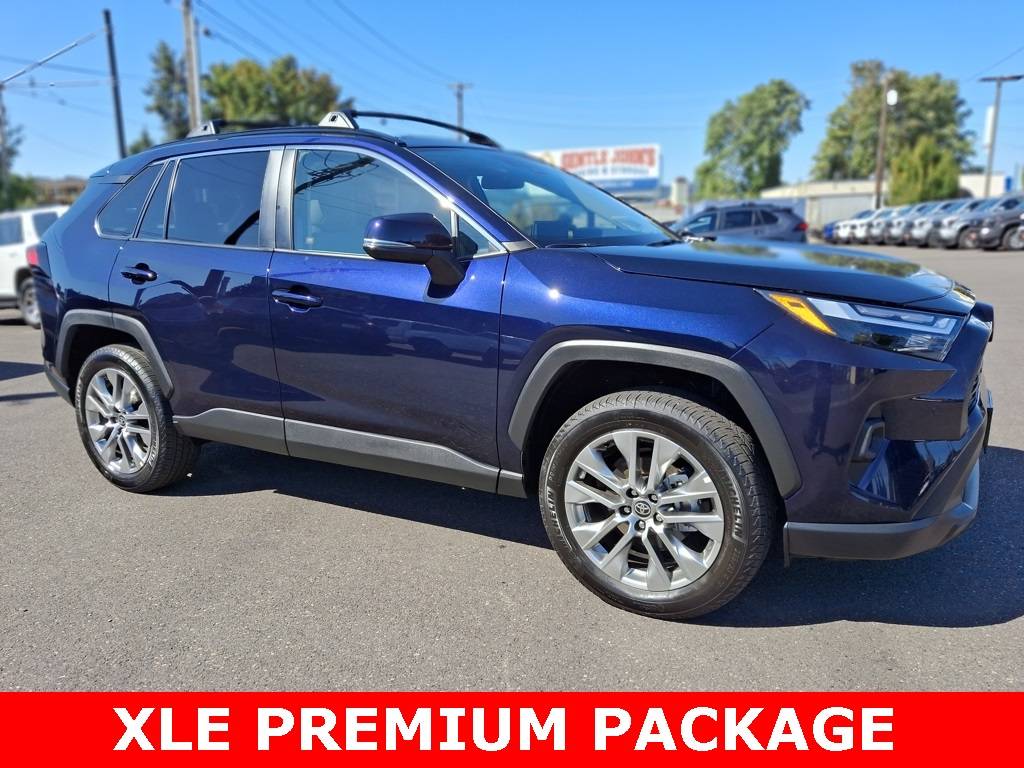 2025 Toyota RAV4 XLE Premium — SUV — 1,380 mi — Portland, OR