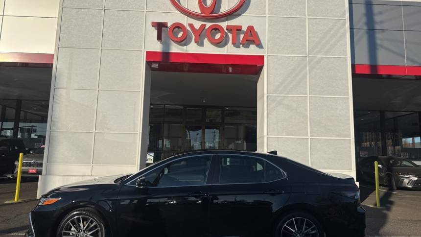 2023 Toyota Camry XLE — Sedan — 34,397 mi — Portland, OR