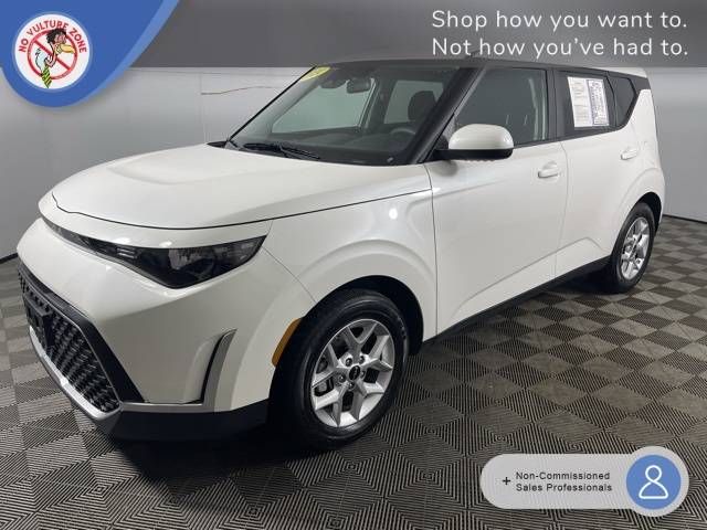 2024 Kia Soul LX — Hatchback — 15,535 mi — Columbus, IN