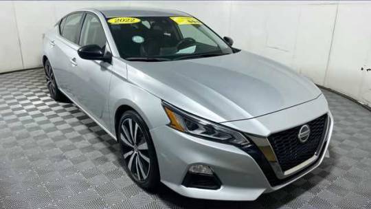 2022 Nissan Altima SR — Sedan — 58,218 mi — Franklin, IN