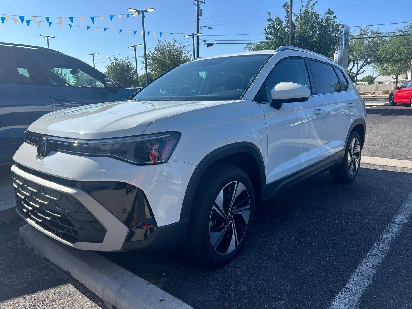 2025 Volkswagen Taos SE — SUV — 127 mi — Albuquerque, NM