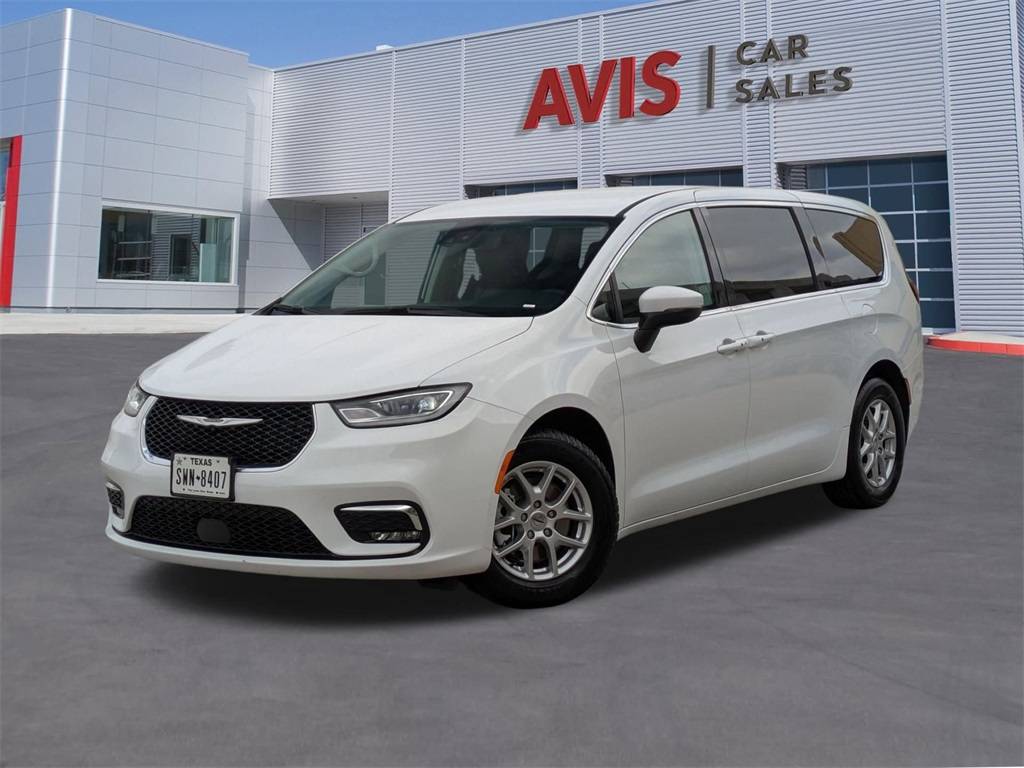 2023 Chrysler Pacifica Touring L — Minivan — 64,602 mi — Glendale, CA
