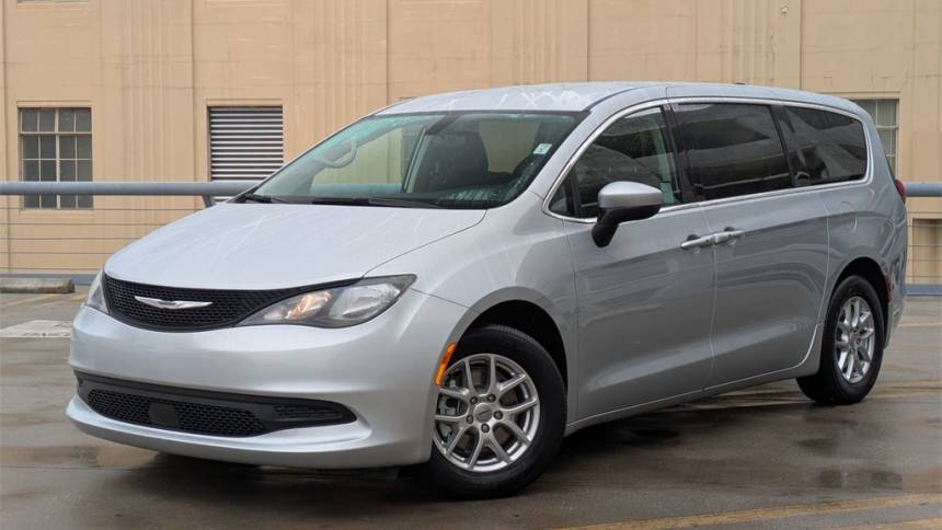 2022 Chrysler Voyager LX — Minivan — 56,441 mi — Glendale, CA