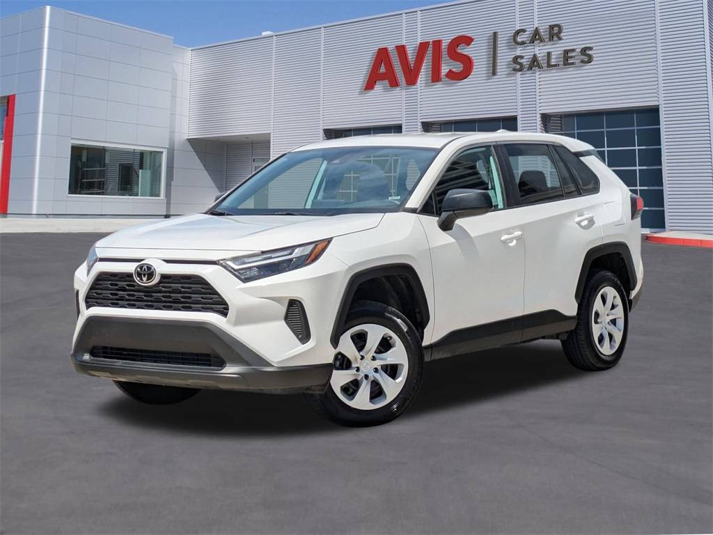 2024 Toyota RAV4 LE — SUV — 31,851 mi — Glendale, CA
