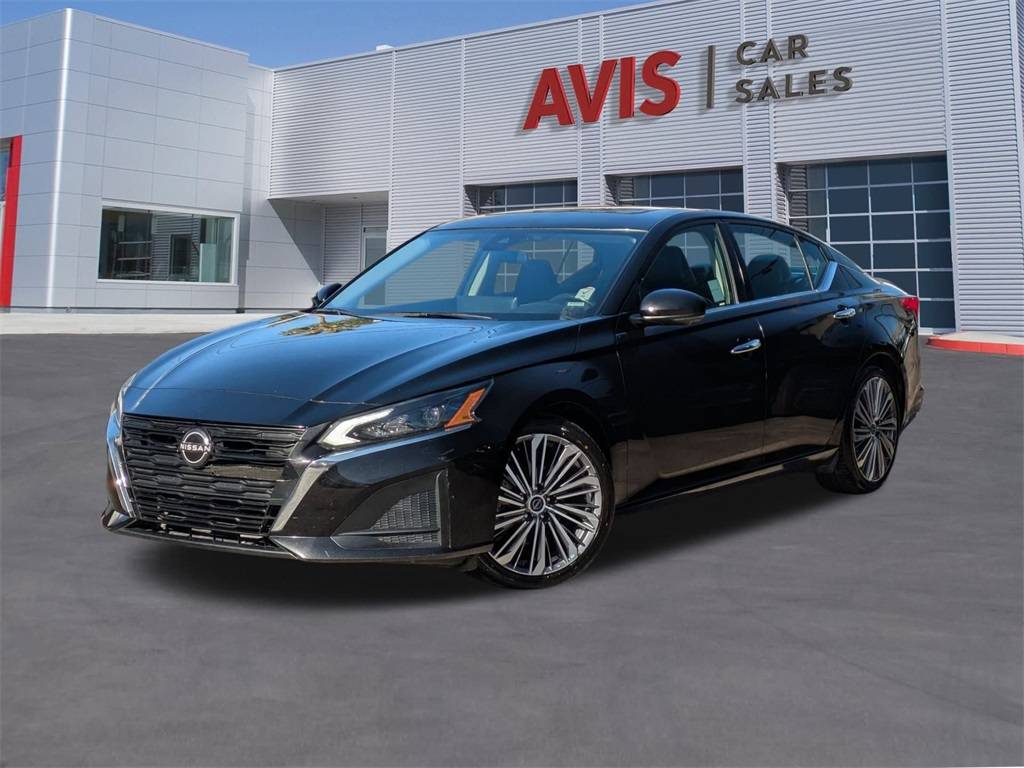 2023 Nissan Altima SL — Sedan — 56,921 mi — Glendale, CA