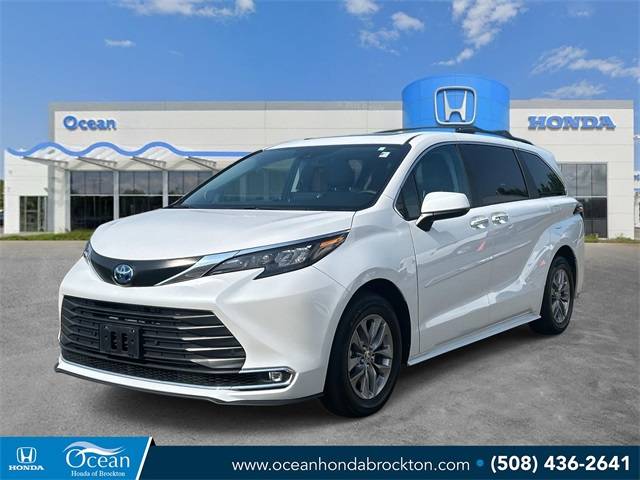 2024 Toyota Sienna XLE — Minivan — 15,594 mi — Brockton, MA