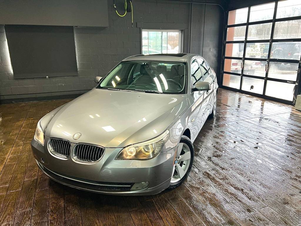 2008 BMW 5 Series 528xi — Sedan — 114,120 mi — Twinsburg, OH