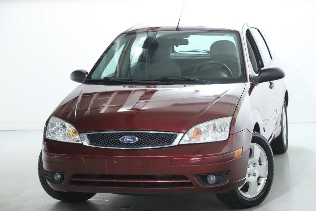 2007 Ford Focus S — Sedan — 98,499 mi — Twinsburg, OH