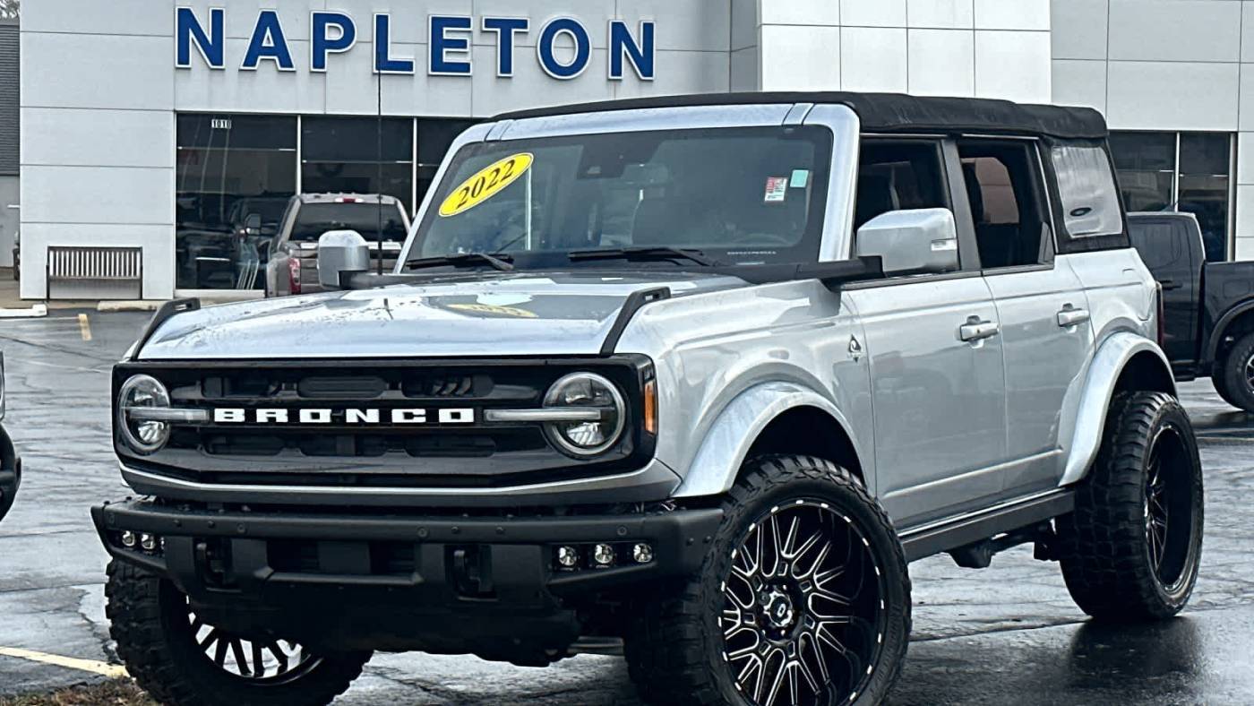 2022 Ford Bronco Outer Banks — SUV — 17,280 mi — Libertyville, IL