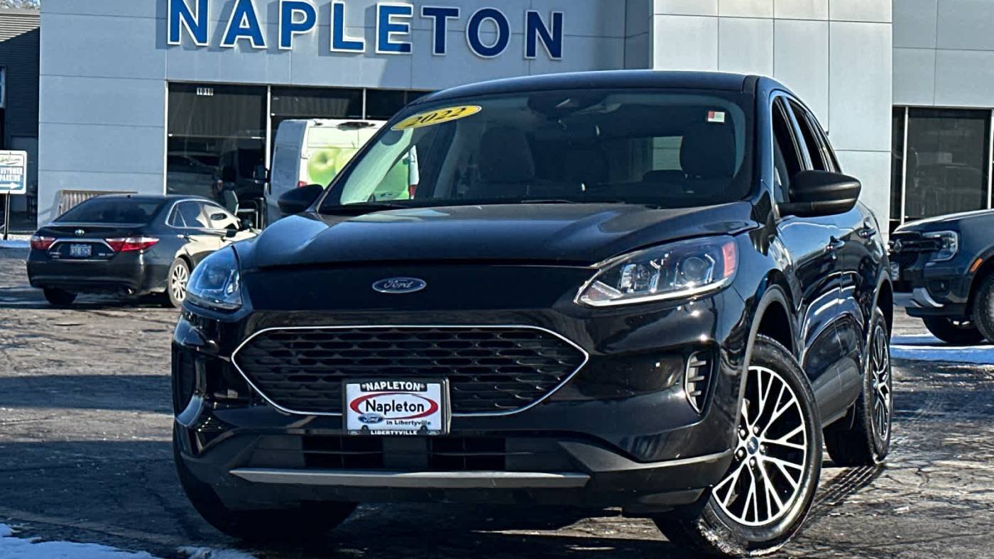 2022 Ford Escape SE Plug-In Hybrid — SUV — 21,866 mi — Libertyville, IL