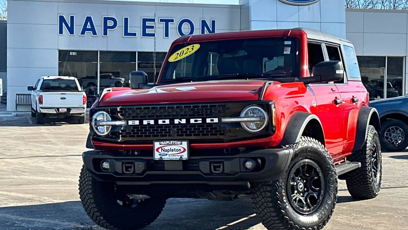 2023 Ford Bronco Wildtrak — SUV — 22,739 mi — Libertyville, IL