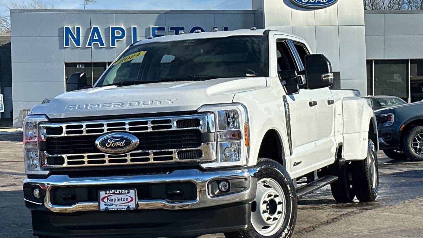 2024 Ford Super Duty F-350 XL — Pickup Truck — 71,399 mi — Libertyville, IL