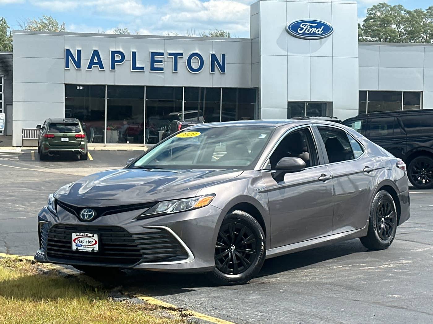 2021 Toyota Camry Hybrid LE — Sedan — 69,428 mi — Libertyville, IL