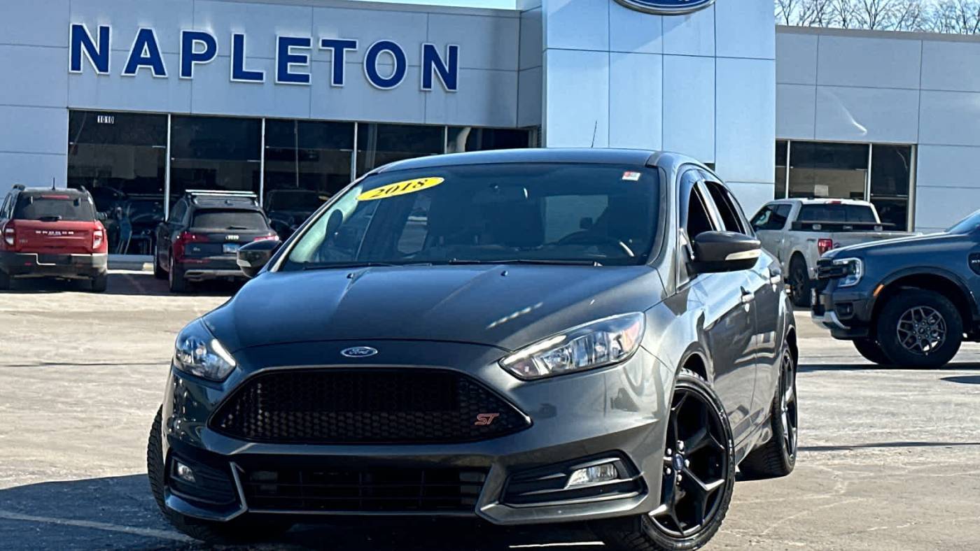 2018 Ford Focus ST — Hatchback — 86,624 mi — Libertyville, IL