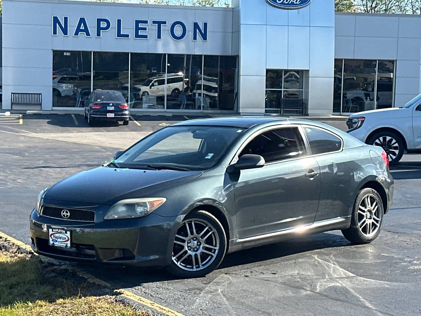 2005 Scion tC Base — Hatchback — 183,091 mi — Libertyville, IL