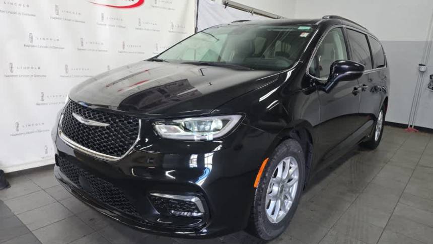 2022 Chrysler Pacifica Touring L — Minivan — 64,222 mi — Glenview, IL