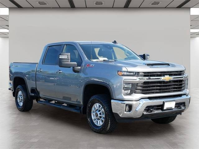 2024 Chevrolet Silverado 2500HD LT — Pickup Truck — 18,798 mi — Wayzata, MN