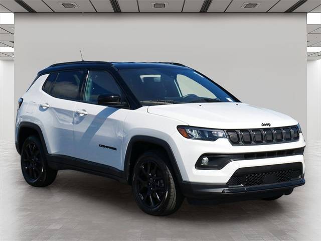 2022 Jeep Compass Altitude — SUV — 30,003 mi — Wayzata, MN