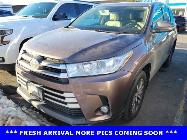 2017 Toyota Highlander XLE — SUV — 107,884 mi — Wayzata, MN