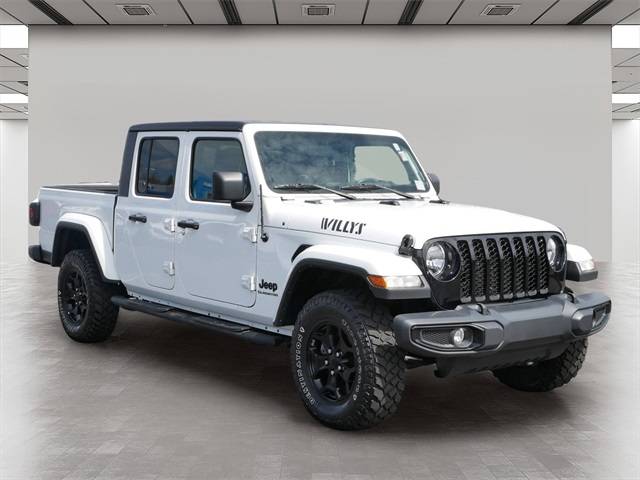 2022 Jeep Gladiator Willys — Pickup Truck — 31,088 mi — Wayzata, MN