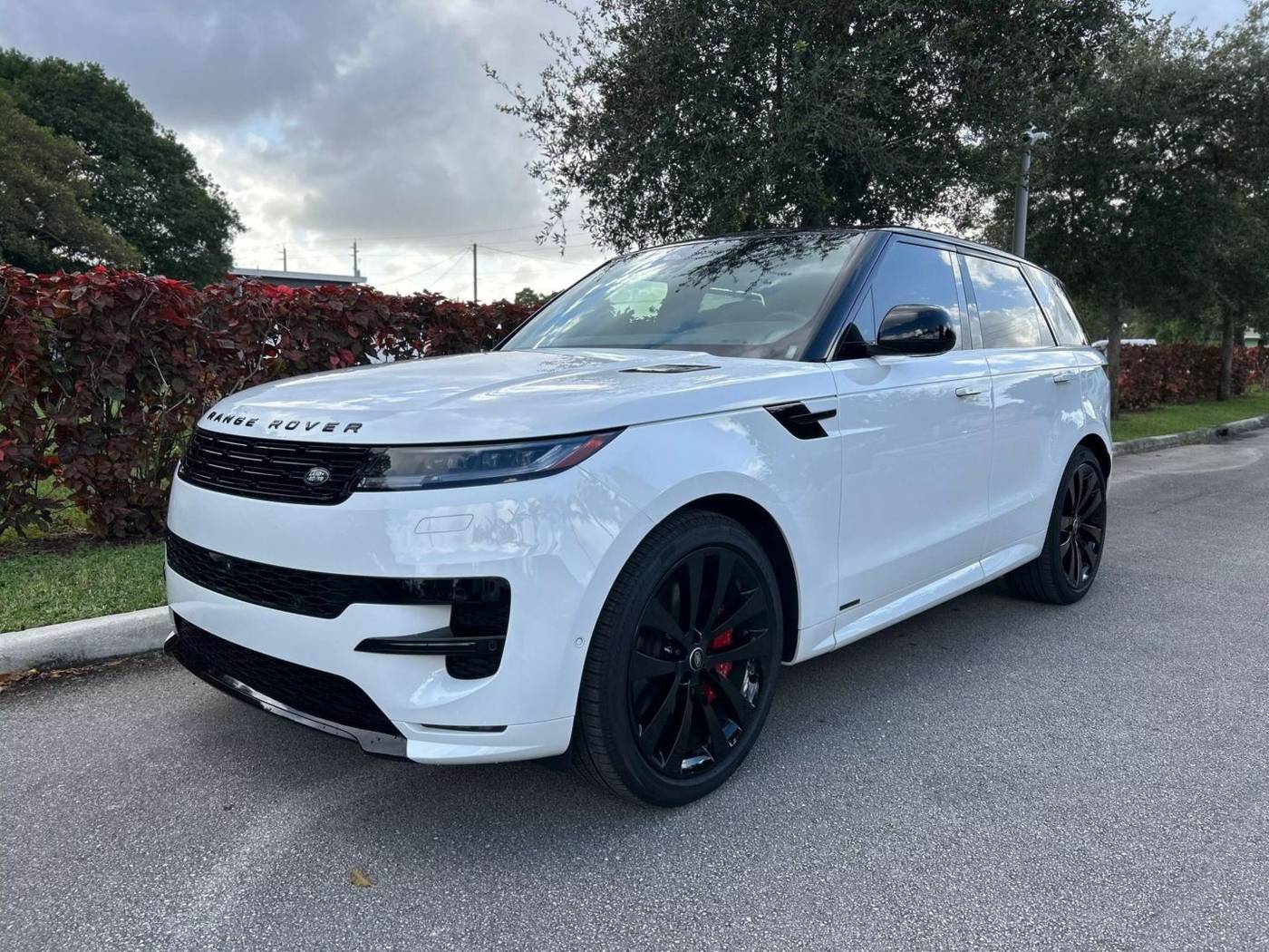 2025 Land Rover Range Rover Sport Autobiography — SUV — 2,825 mi — Hallandale, FL