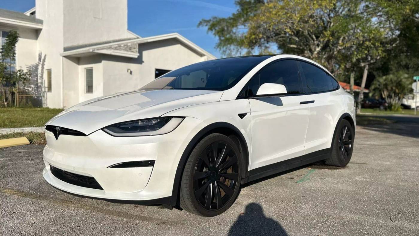 2022 Tesla Model X Plaid — SUV — 27,700 mi — Hallandale, FL