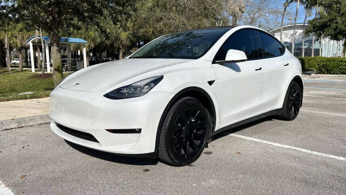 2022 Tesla Model Y Long Range — SUV — 22,526 mi — Hallandale, FL