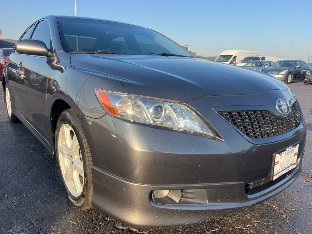 2009 Toyota Camry SE V6 — Sedan — 90,496 mi — Franklin, OH