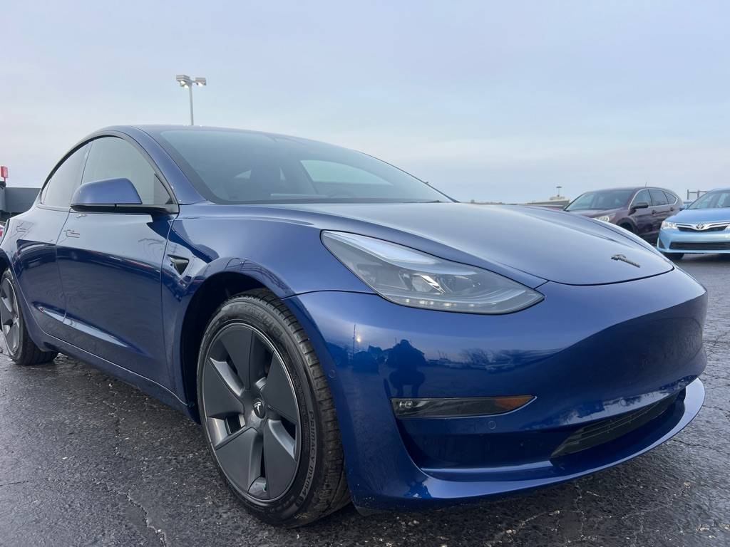 2022 Tesla Model 3 Long Range — Sedan — 39,861 mi — Franklin, OH