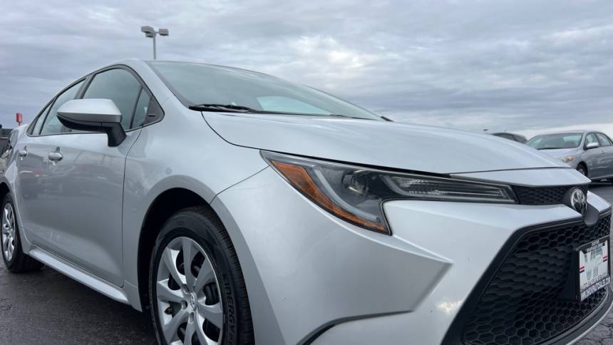2020 Toyota Corolla LE — Sedan — 62,852 mi — Franklin, OH