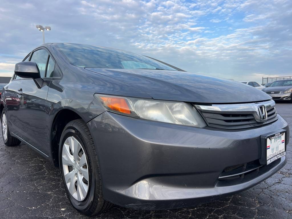 2012 Honda Civic LX — Sedan — 121,730 mi — Franklin, OH