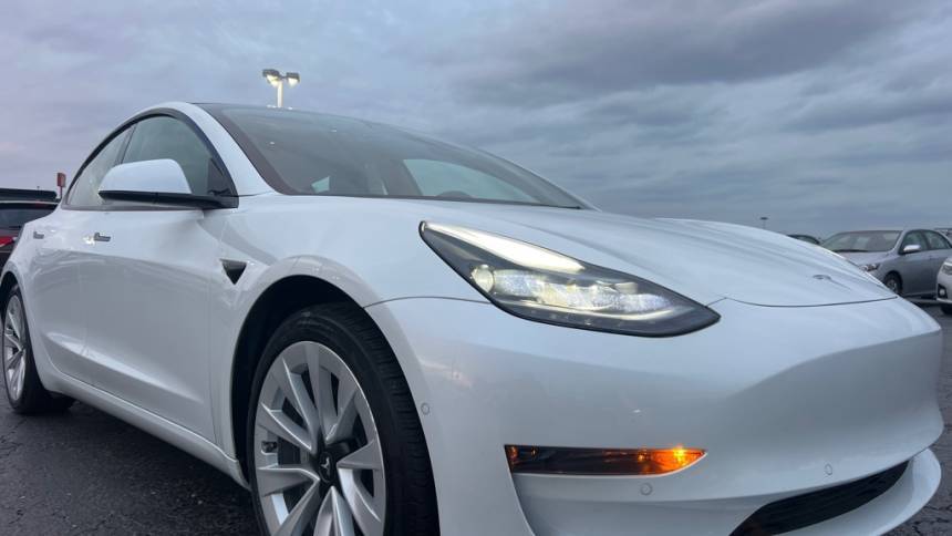2021 Tesla Model 3 Standard Range Plus — Sedan — 28,185 mi — Franklin, OH