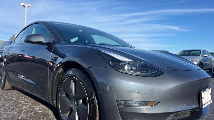 2022 Tesla Model 3 Long Range — Sedan — 43,736 mi — Franklin, OH