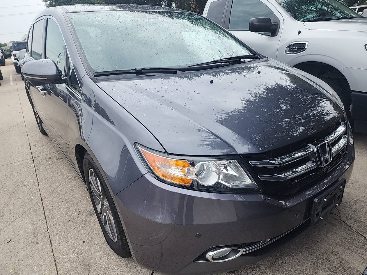 2014 Honda Odyssey Touring — Minivan — 90,500 mi — Grapevine, TX
