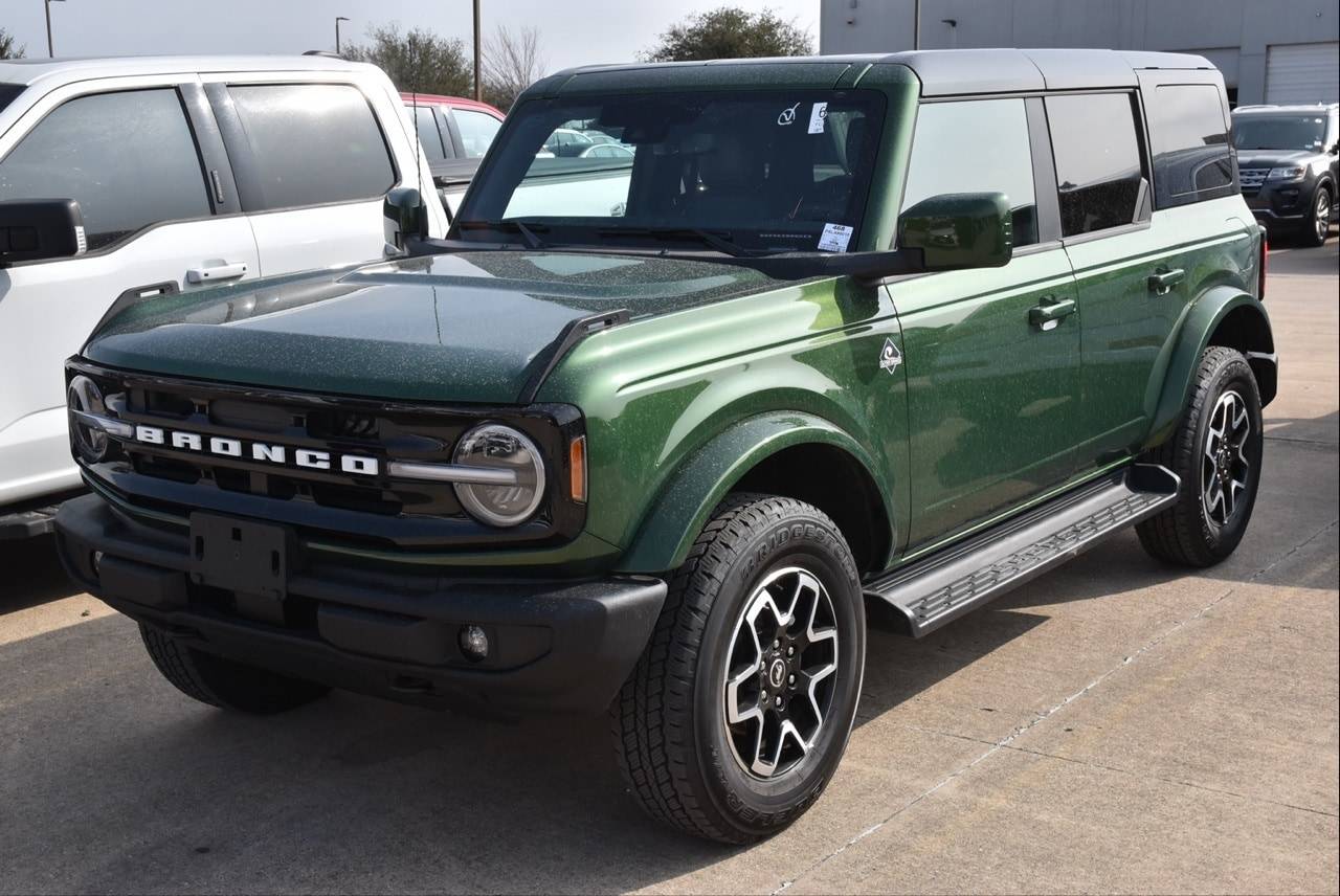 2025 Ford Bronco Outer Banks