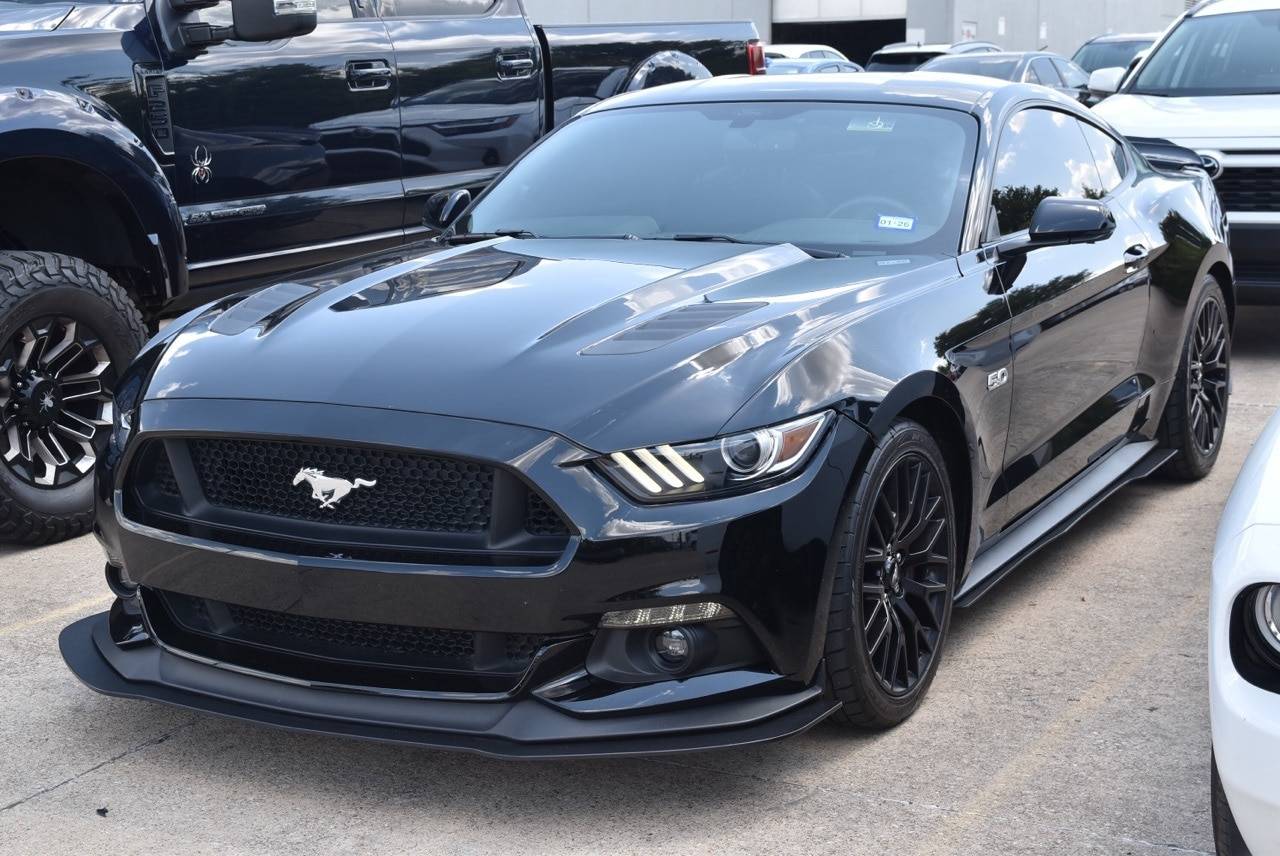 2015 Ford Mustang GT Premium — Coupe — 28,042 mi — Grapevine, TX