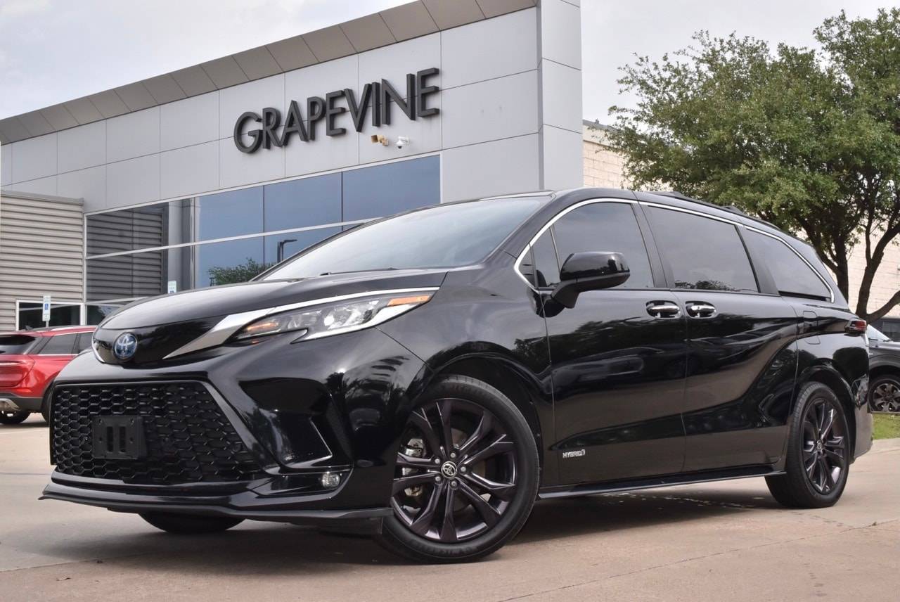 2021 Toyota Sienna XSE — Minivan — 52,378 mi — Grapevine, TX