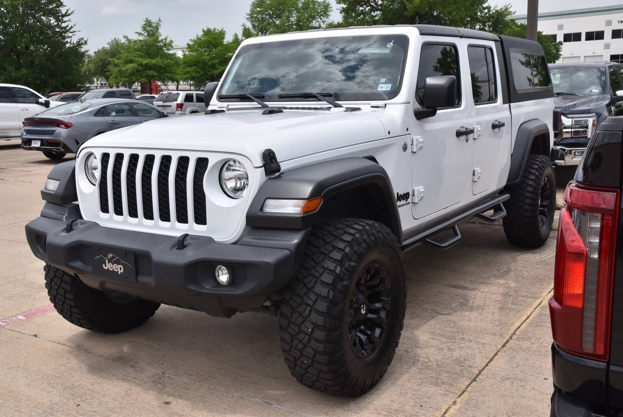 2020 Jeep Gladiator Sport S — Pickup Truck — 61,796 mi — Grapevine, TX