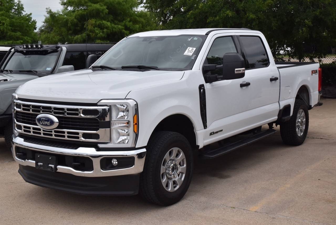 2024 Ford Super Duty F-250 XLT — Pickup Truck — 34,645 mi — Grapevine, TX