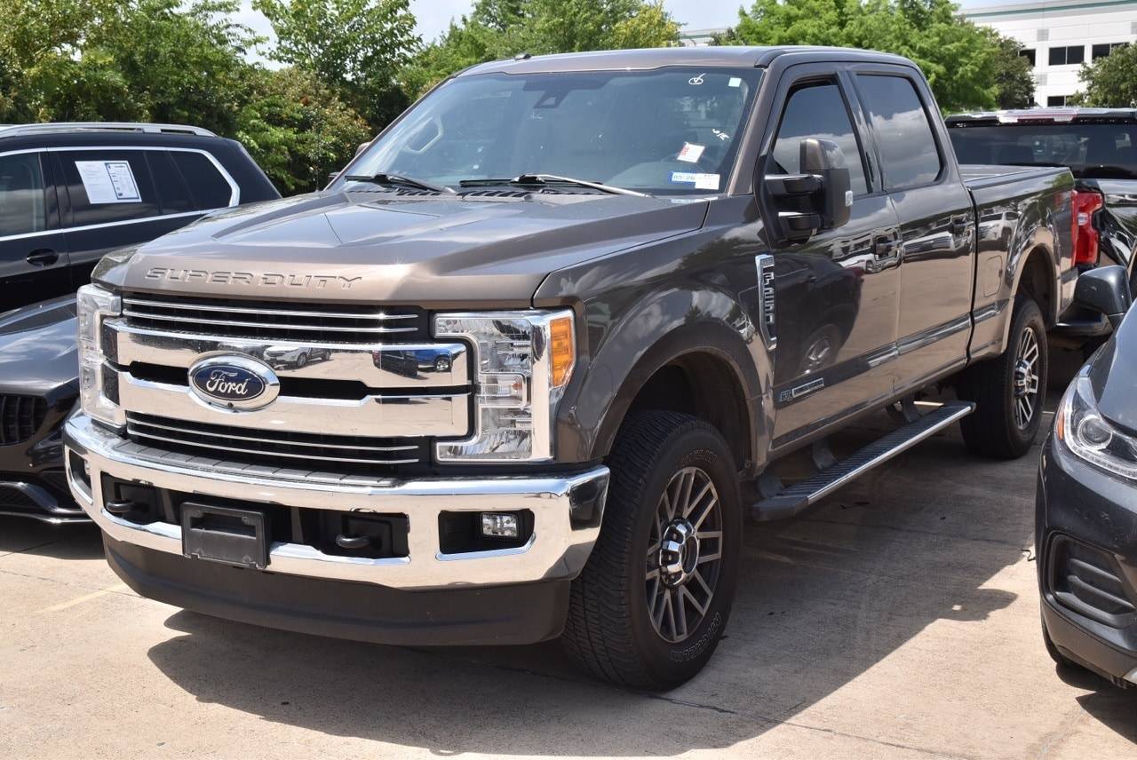 2017 Ford Super Duty F-250 Lariat — Pickup Truck — 93,702 mi — Grapevine, TX