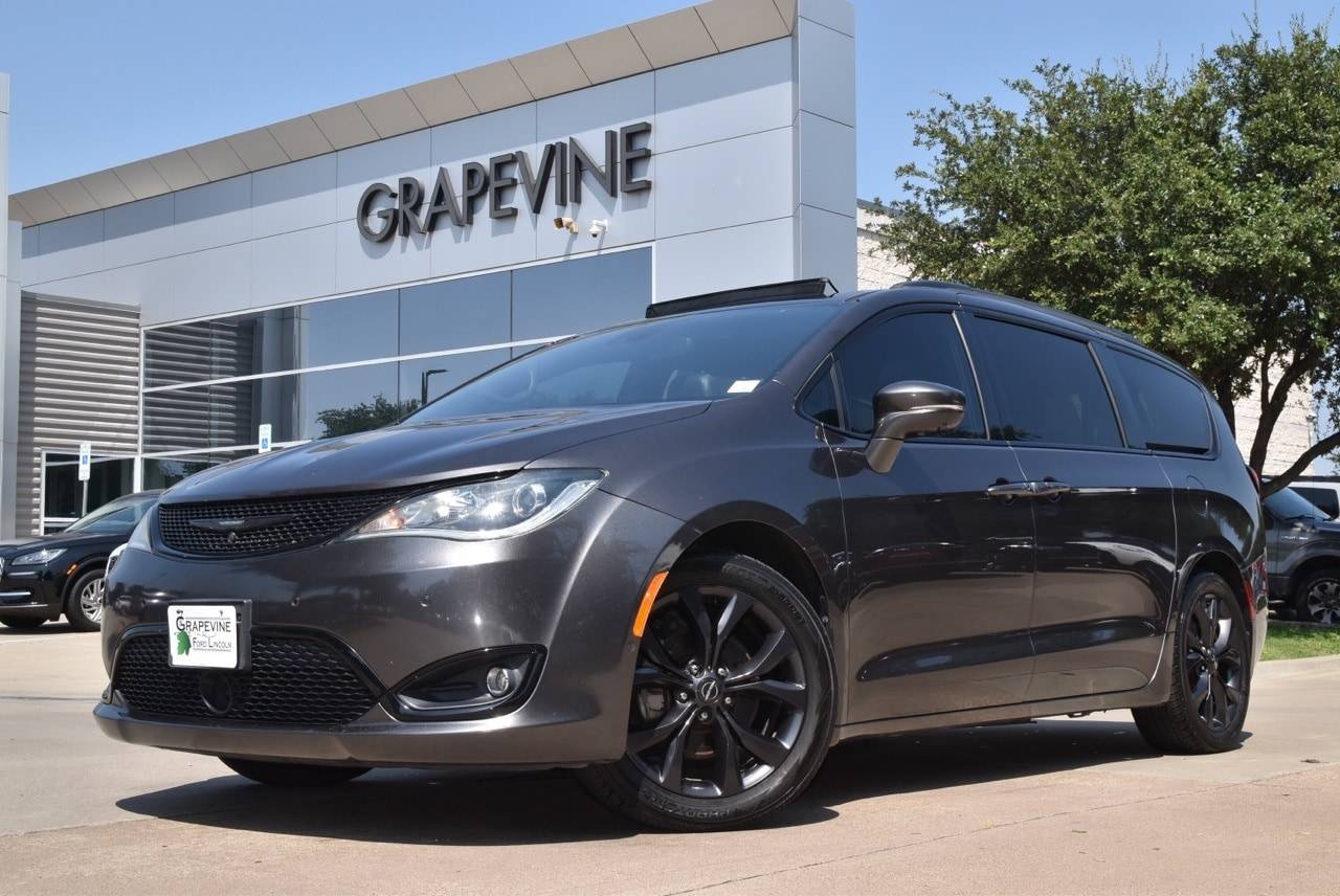 2020 Chrysler Pacifica Limited — Minivan — 104,867 mi — Grapevine, TX