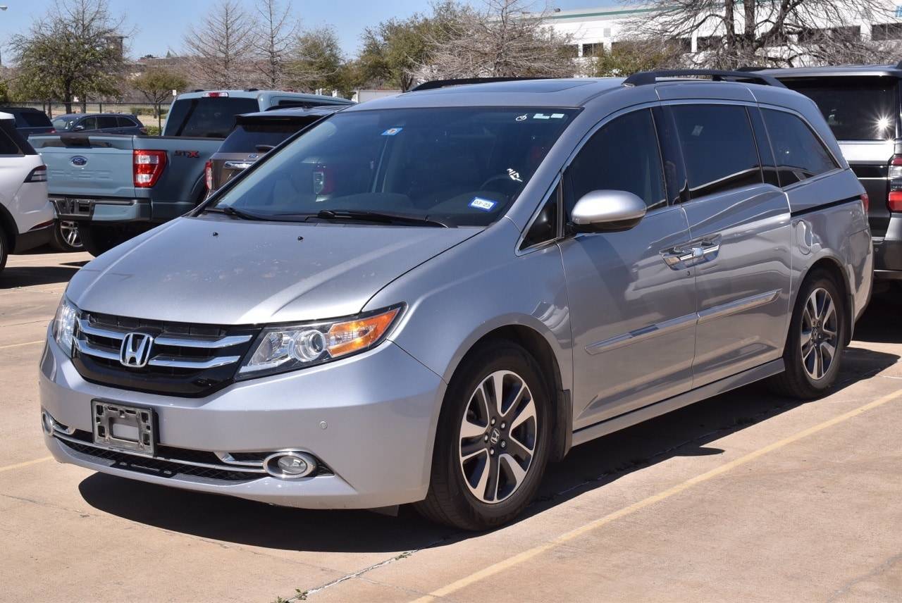 2016 Honda Odyssey Touring Elite — Minivan — 110,568 mi — Grapevine, TX
