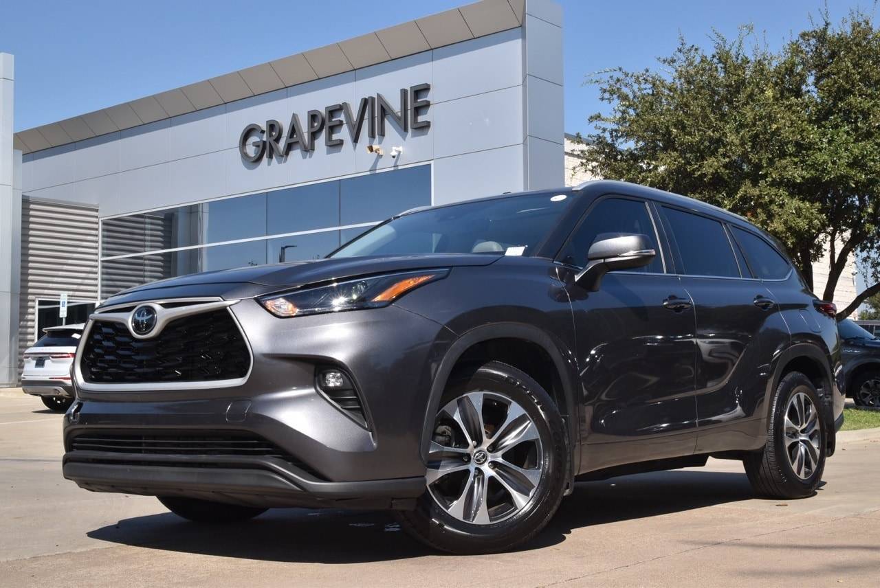2024 Toyota Highlander XLE — SUV — 25,899 mi — Grapevine, TX