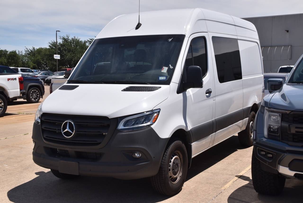 2023 Mercedes-Benz Sprinter Crew Van 2500 — Cargo Van — 3,524 mi — Grapevine, TX