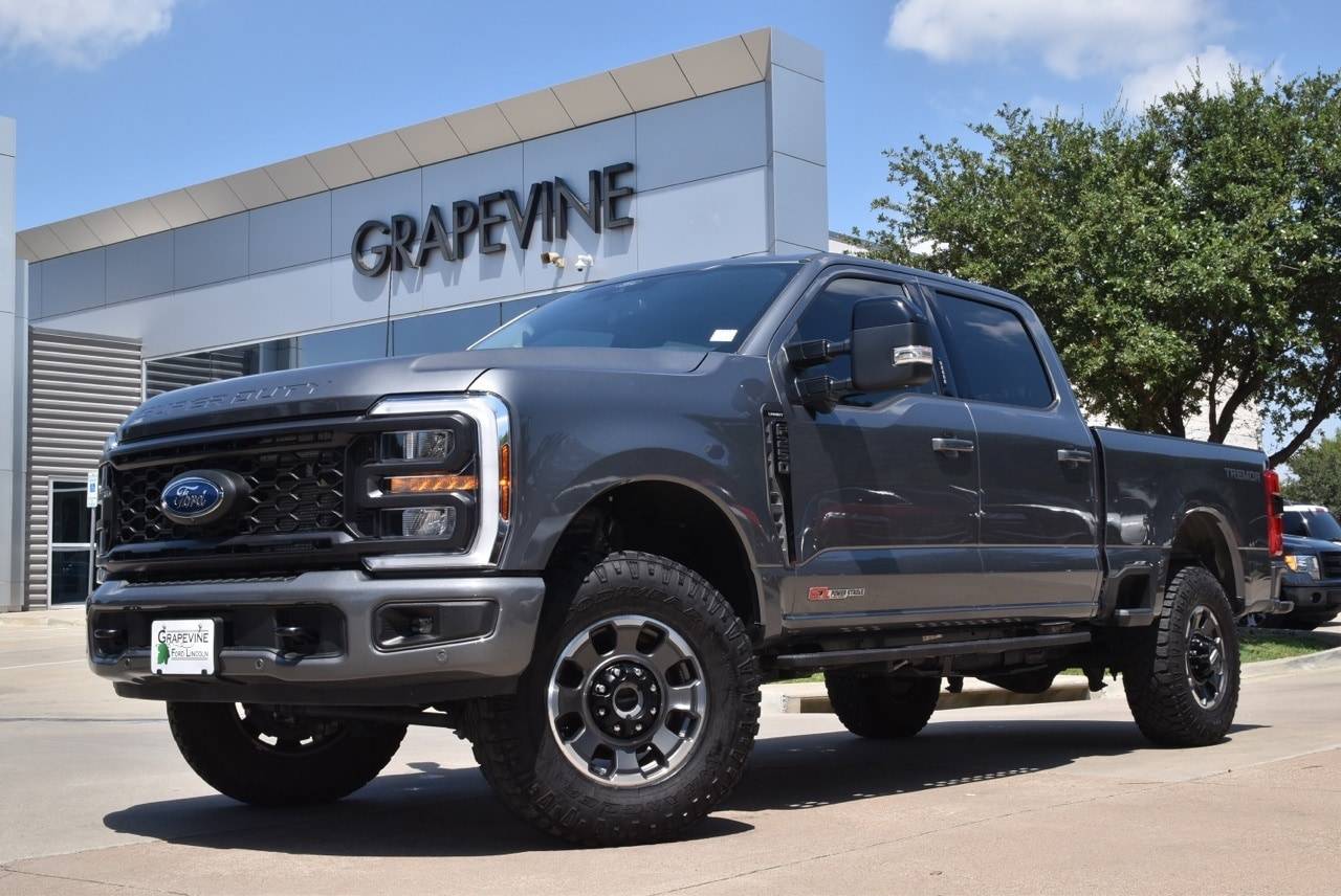 2024 Ford Super Duty F-250 LARIAT — Pickup Truck — 28,299 mi — Grapevine, TX