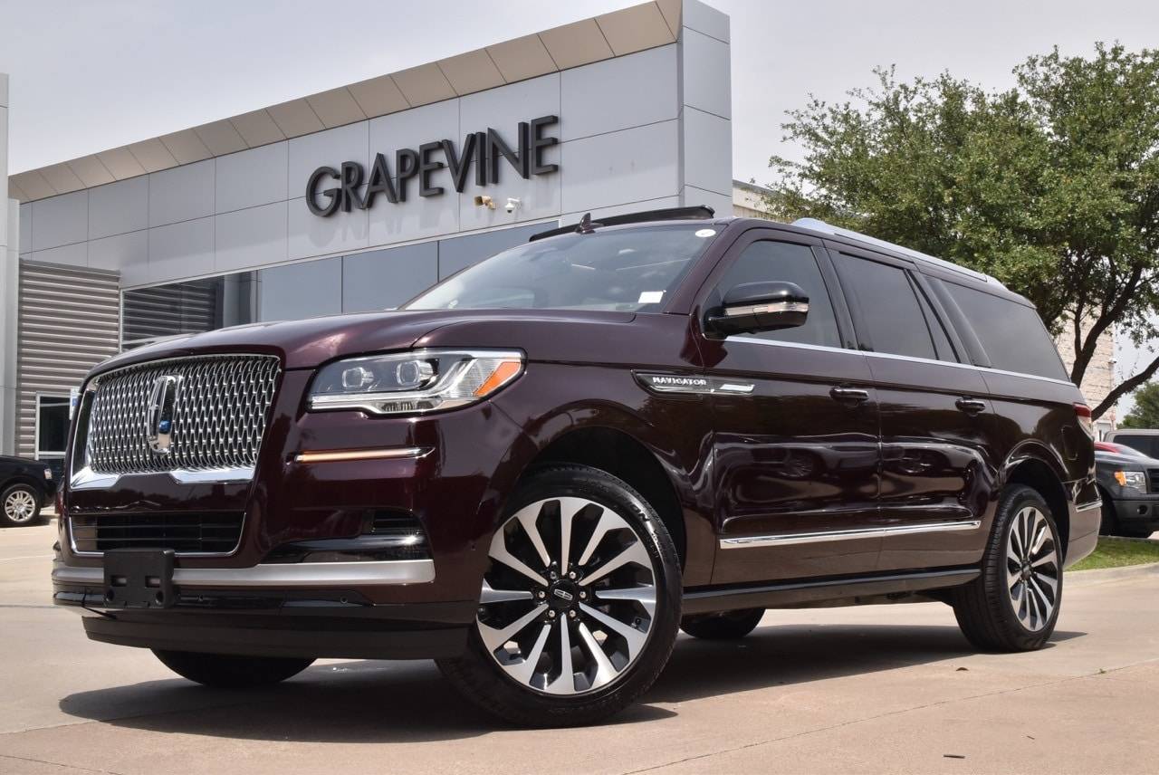 2024 Lincoln Navigator Reserve — SUV — 5,669 mi — Grapevine, TX