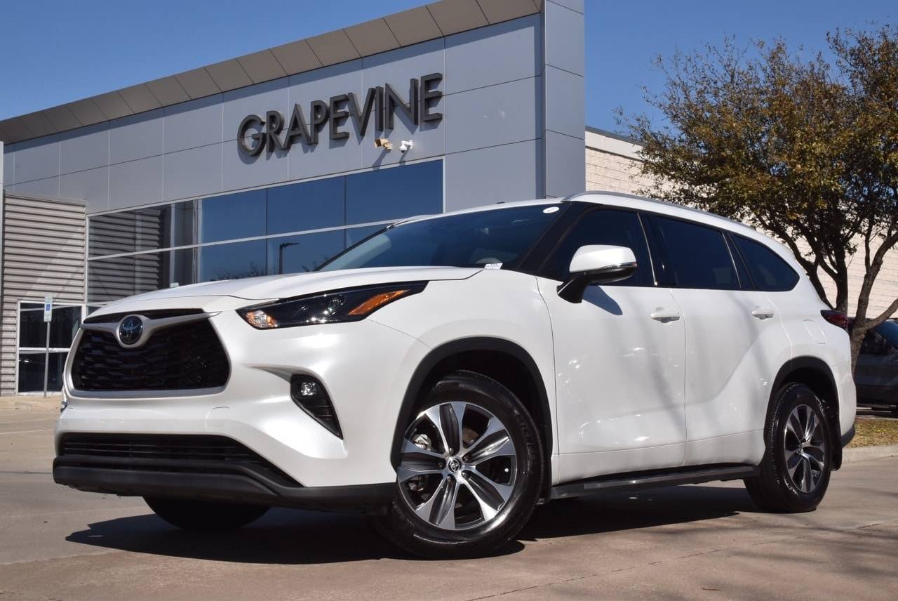 2022 Toyota Highlander XLE — SUV — 19,261 mi — Grapevine, TX