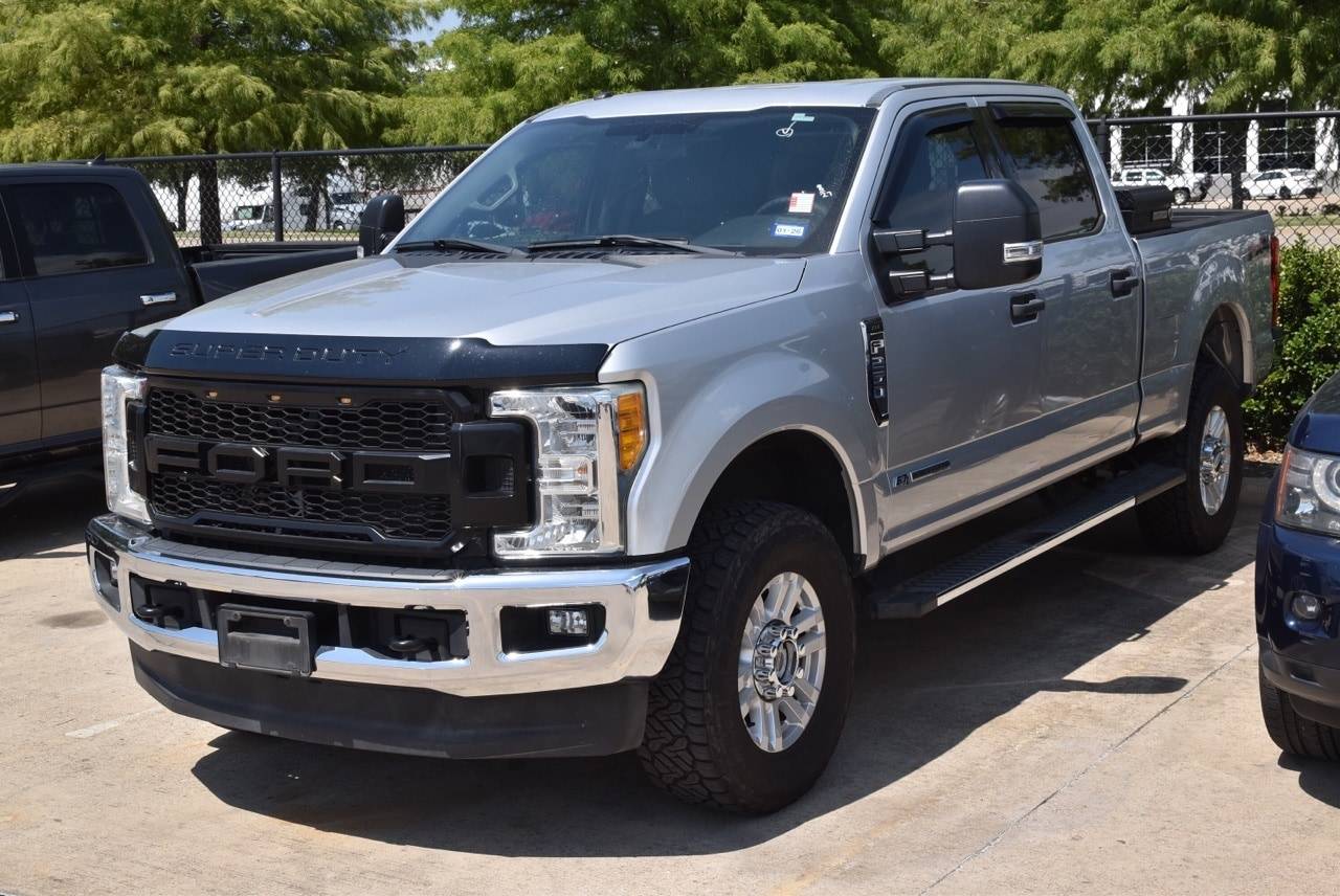 2017 Ford Super Duty F-250 XLT — Pickup Truck — 84,143 mi — Grapevine, TX