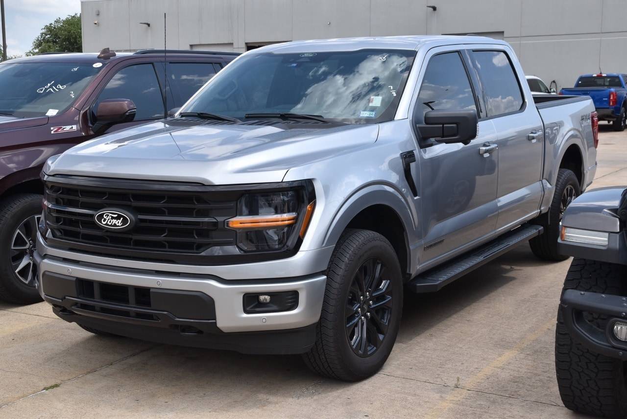 2024 Ford F-150 XLT — Pickup Truck — 15,727 mi — Grapevine, TX