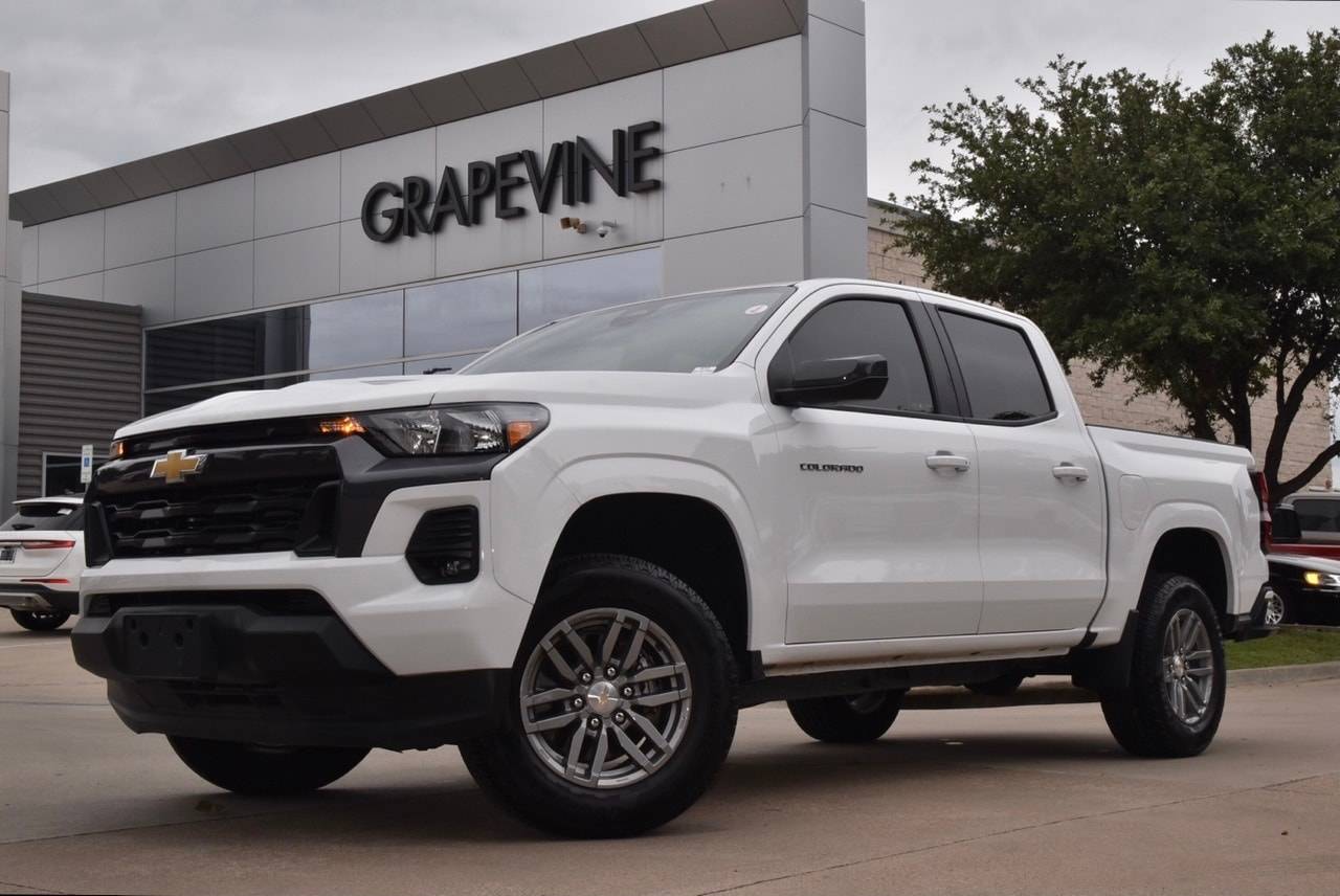 2024 Chevrolet Colorado LT — Pickup Truck — 10,801 mi — Grapevine, TX
